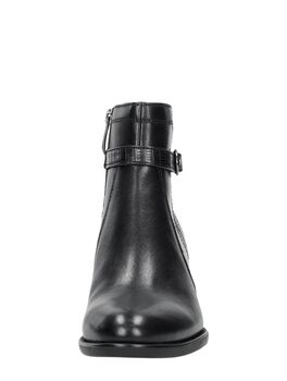 Stiefeletten mit Absatz