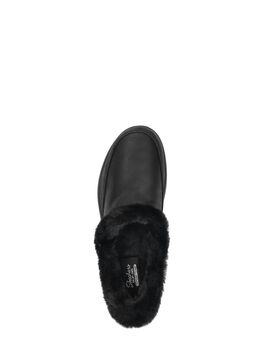 Slip-Ins: Cozy Escape