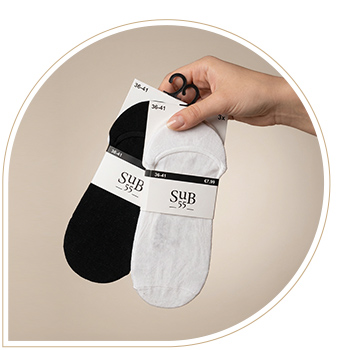Kleidung und Accessoires